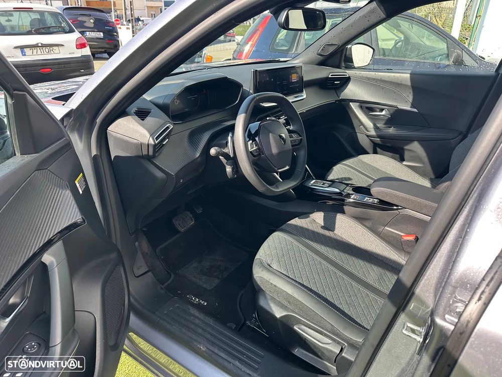 Peugeot 2008 1.2 Hybrid Allure e-DCS6 - 5