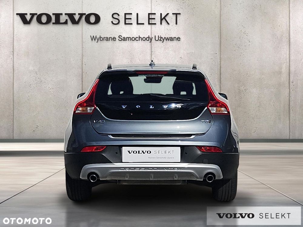 Volvo V40 T3 Drive-E Momentum - 4