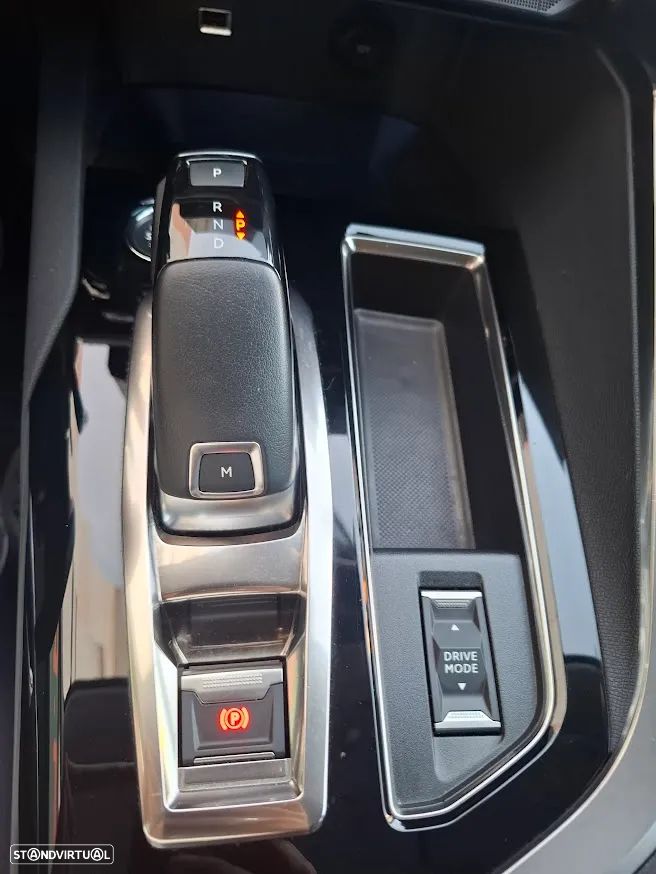 Peugeot 3008 1.2 PureTech Allure Pack EAT8 - 22