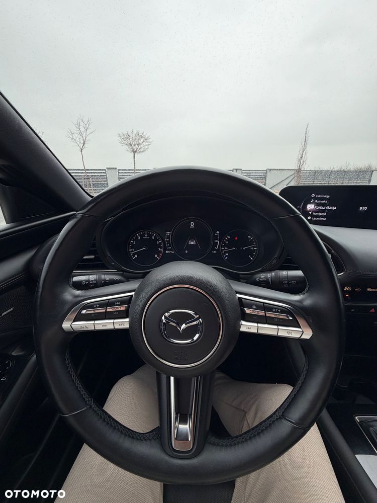 Mazda 3 SKYACTIV-G 2.0 M-Hybrid - 18