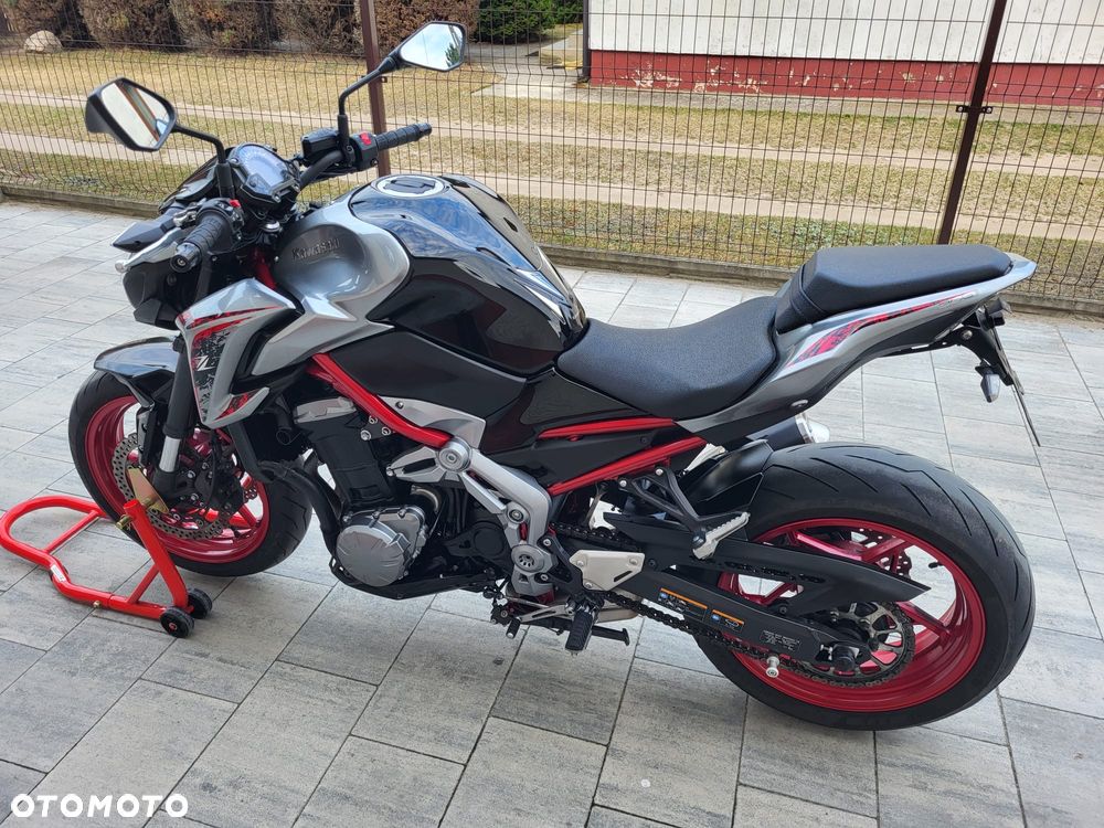 Kawasaki Z 900 - 5