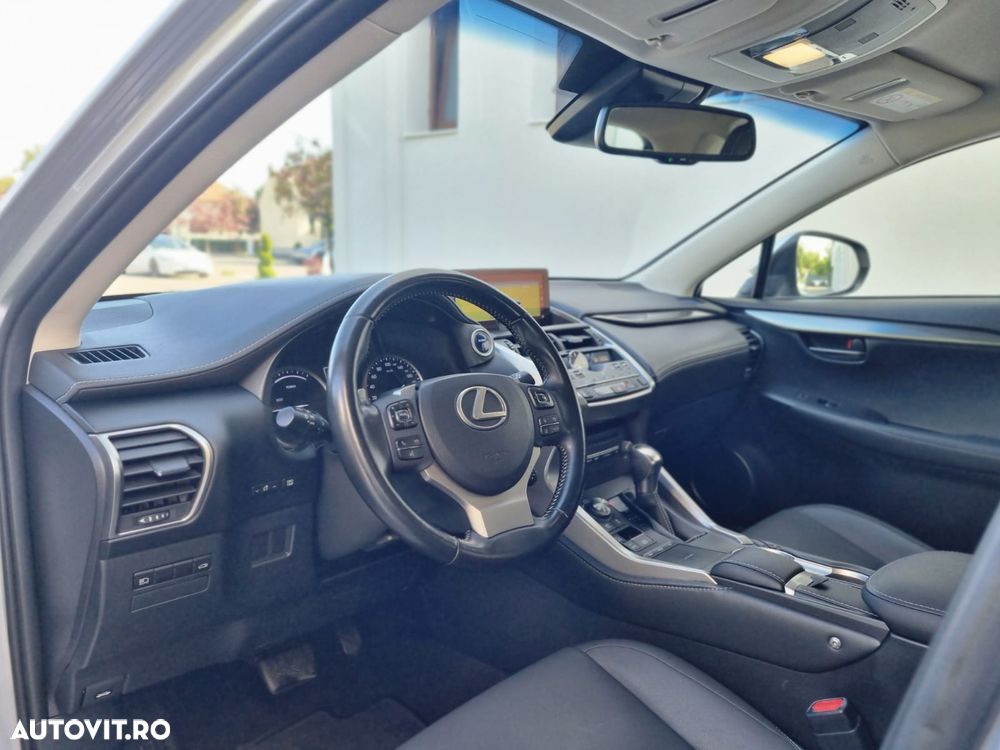 Lexus Seria NX 300h E-FOUR Luxury Line - 18