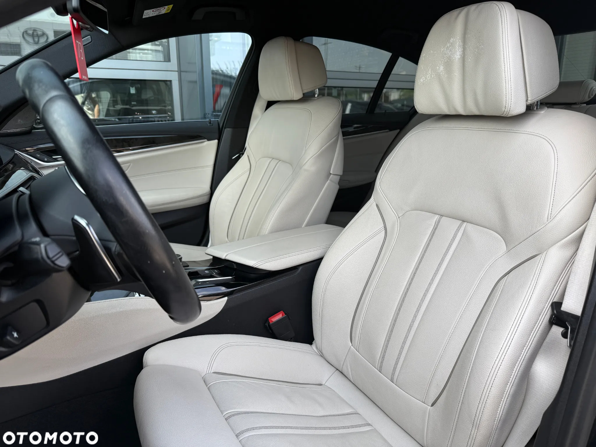 BMW Seria 5 520d xDrive M Sport sport - 22
