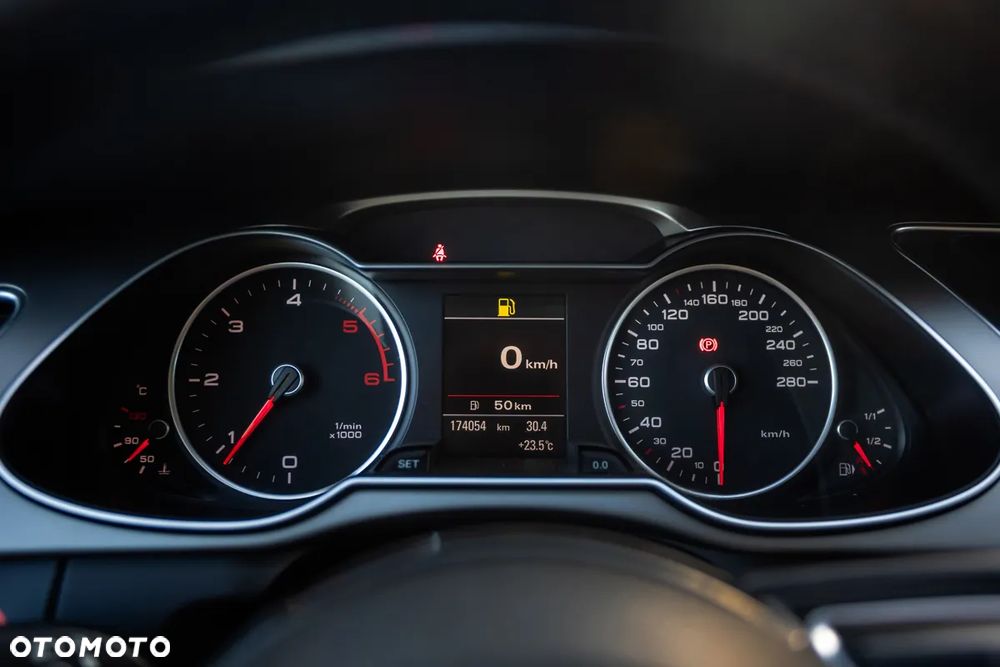 Audi A4 Limousine 2.0 TDI DPF Ambiente - 25