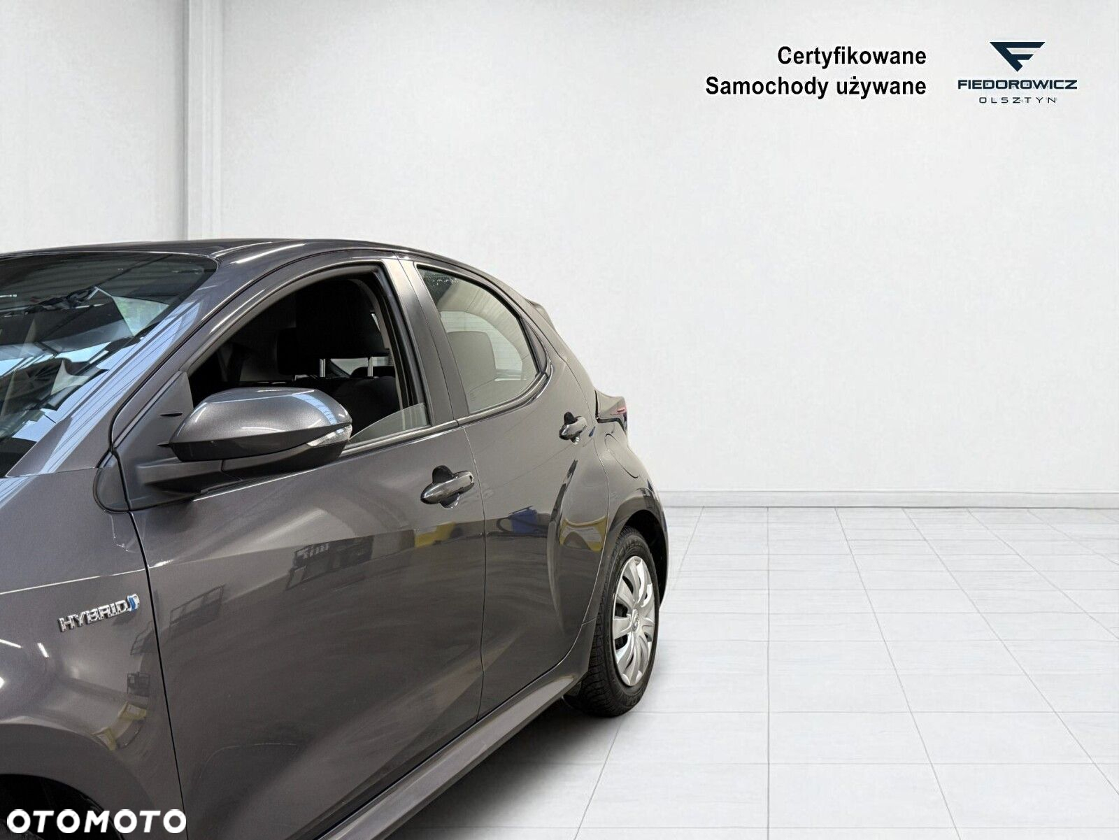 Toyota Yaris - 10