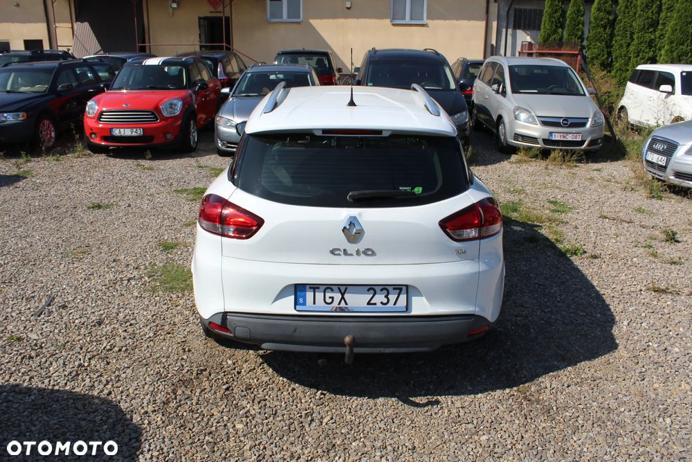 Renault Clio - 10