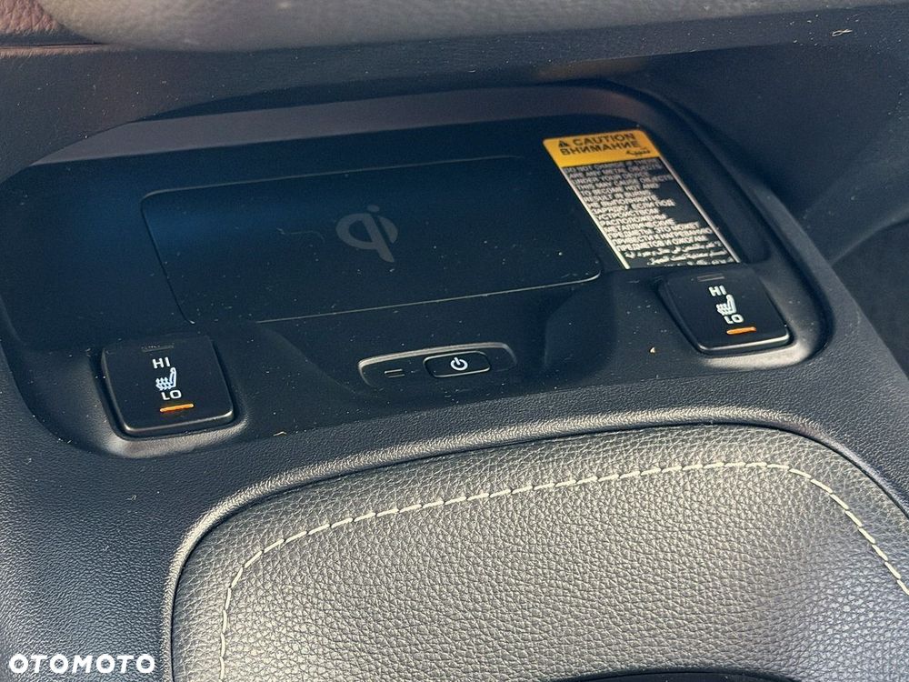 Toyota Corolla 1.8 Hybrid Executive - 8