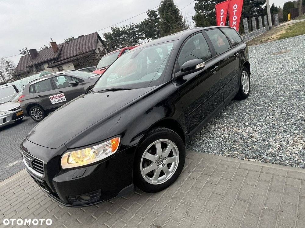 Volvo V50 - 1