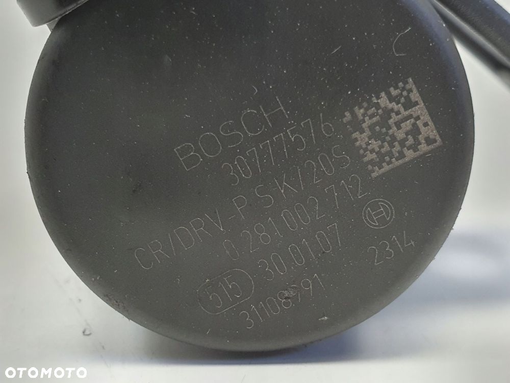 Volvo XC90 2.4 D5 CZUJNIK PALIWA zawór 0281002712 - 4