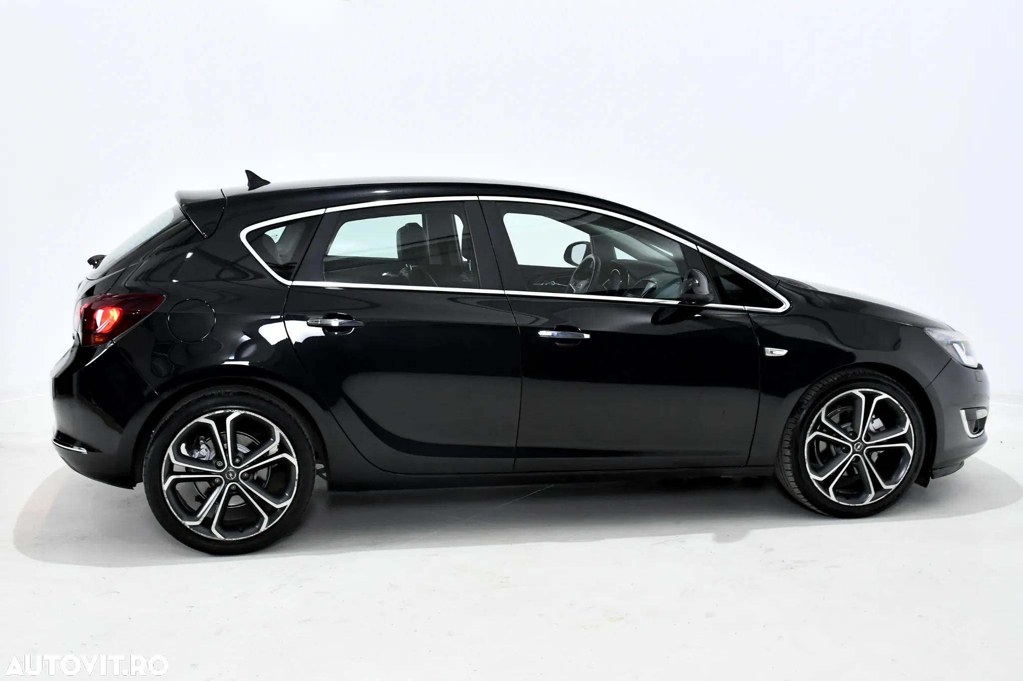 Opel Astra 1.7 CDTI DPF Active - 4