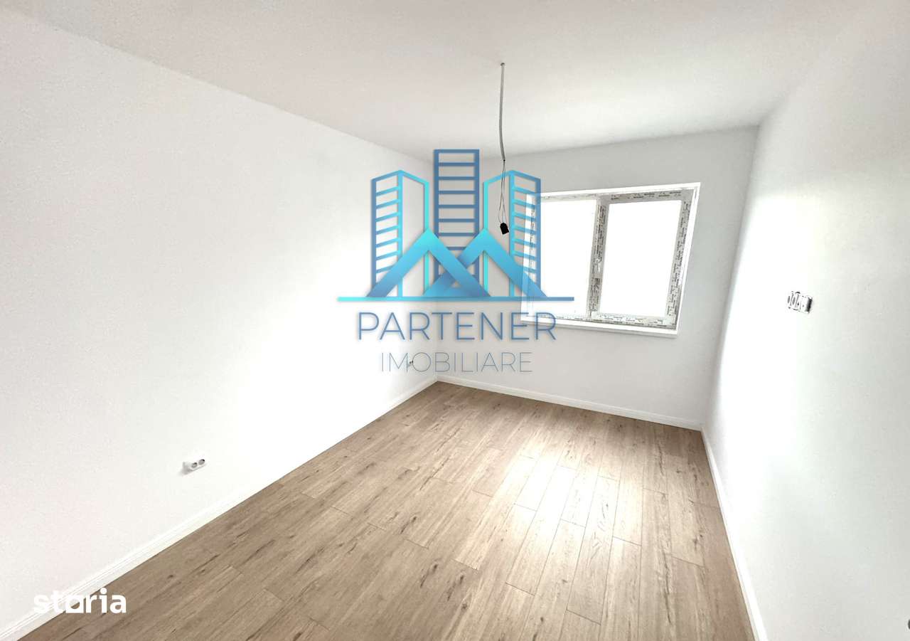 INTABULAT!2 BAI!GRADINA! Apart.3 camere, 74 mp, Pacurari - Rediu - Imagine principală: 4/8