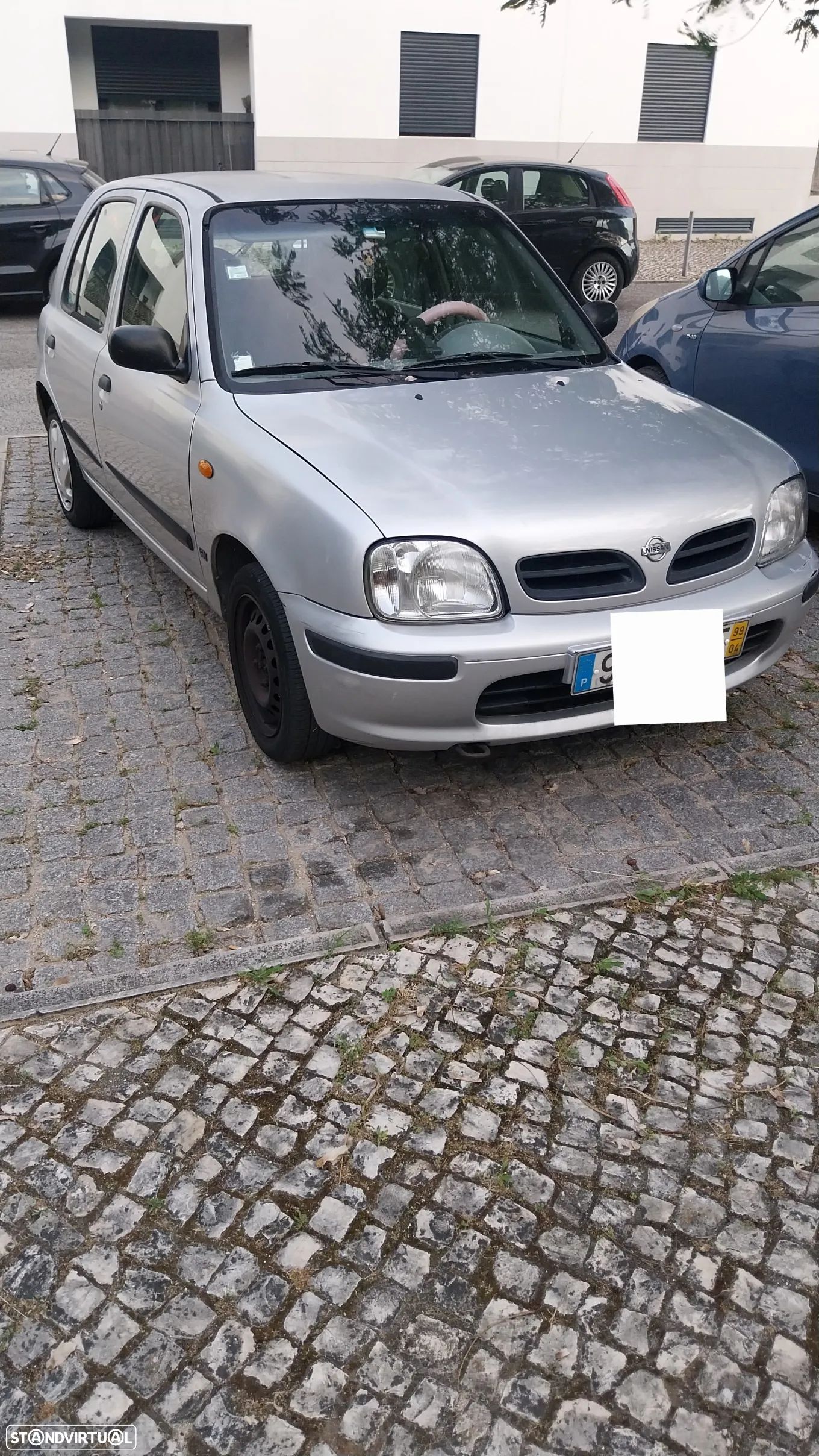 Nissan Micra 1.0 LX - 1
