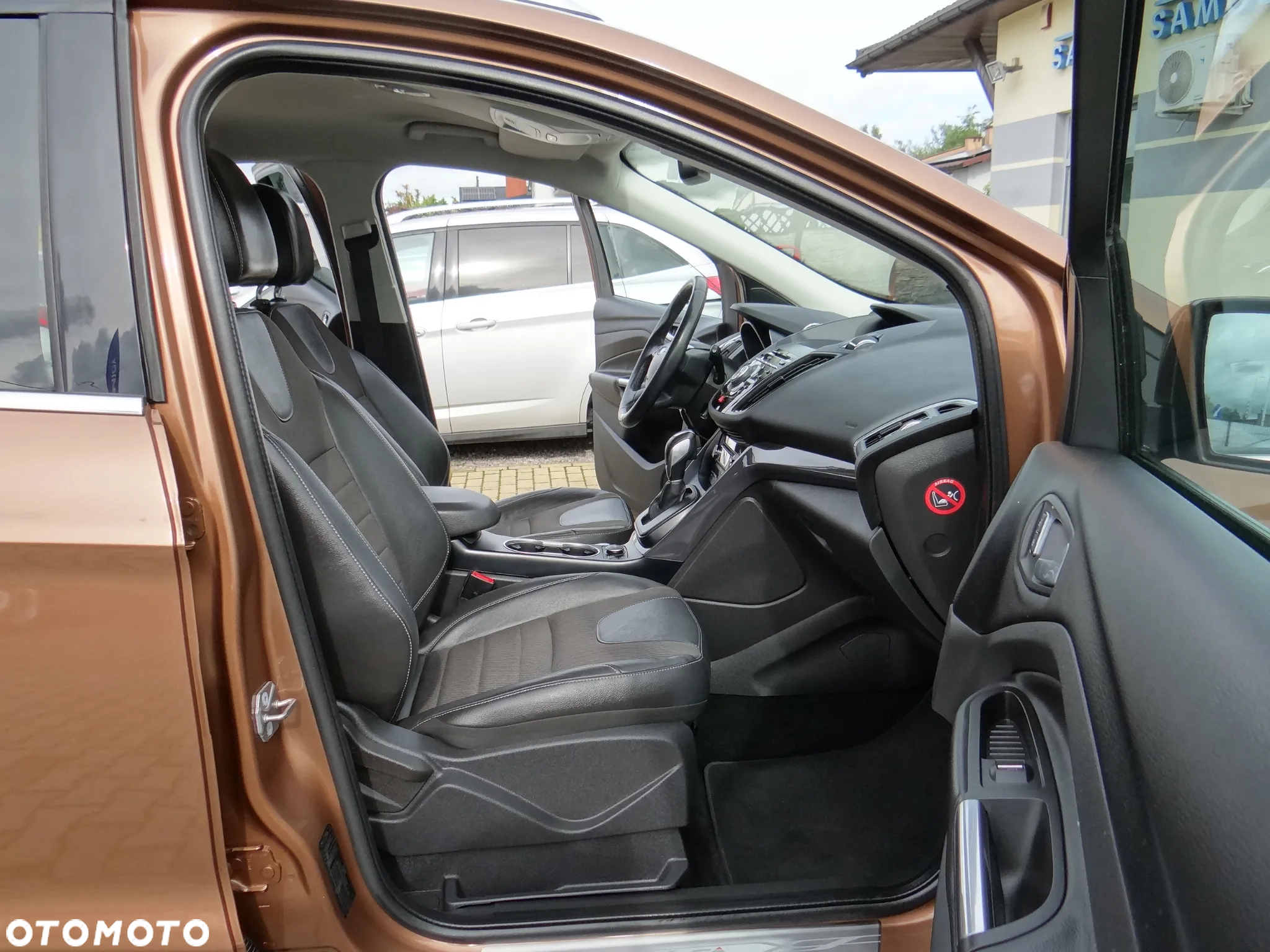 Ford Kuga 2.0 TDCi 4x4 SYNC - 33