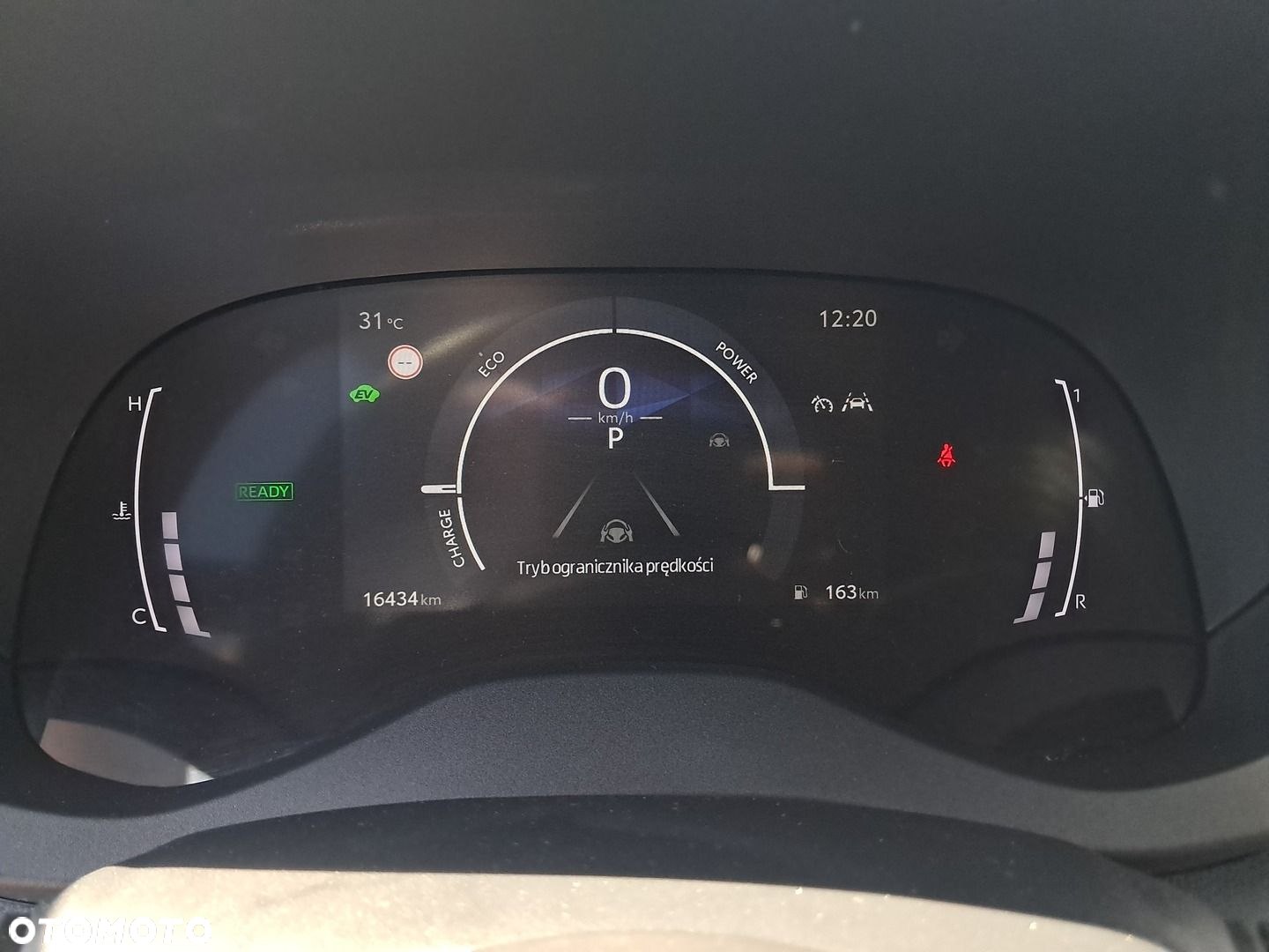 Toyota Yaris - 26