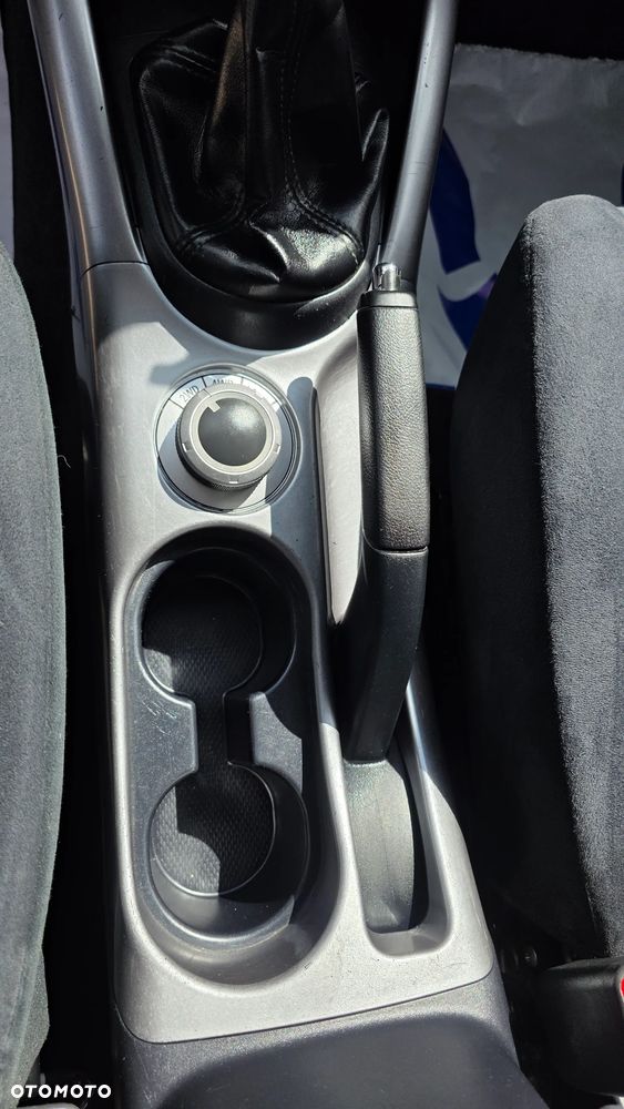 Mitsubishi Outlander 2.0 DI-D 4WD Inform - 28