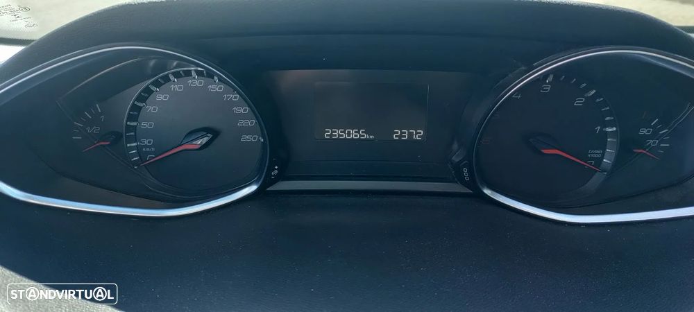 Peugeot 308 SW BlueHDi 120 Stop & Start Active - 8