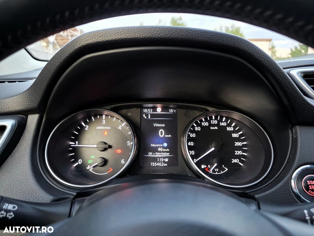 Nissan Qashqai 1.6 DCI Start/Stop Tekna - 28