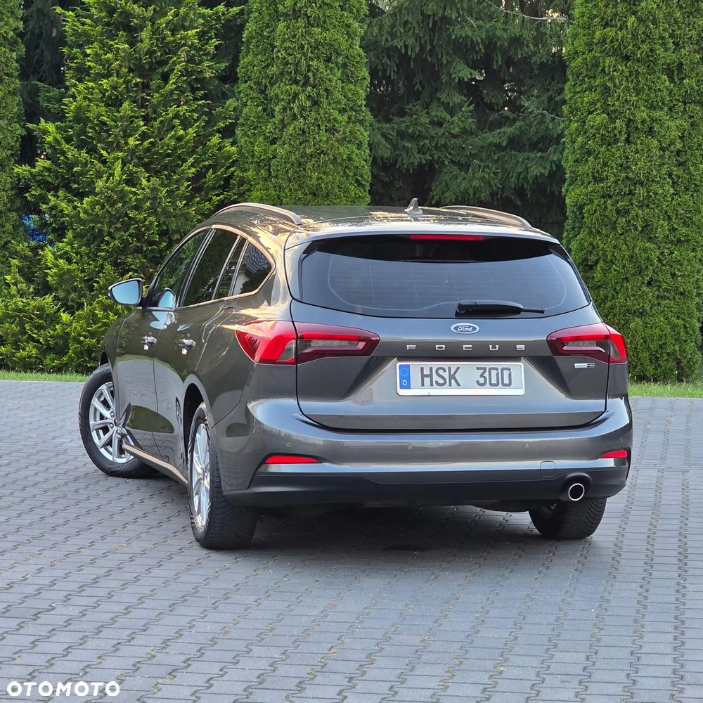 Ford Focus SW 1.0 EcoBoost Hybrid TITANIUM X - 12