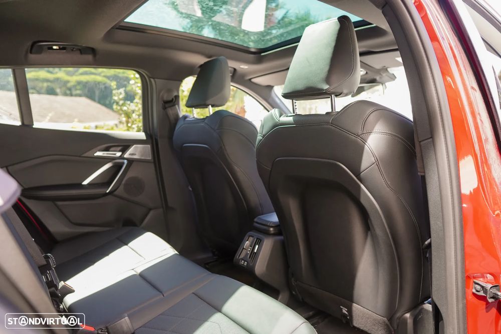 BMW iX2 eDrive20 Pack Desportivo M - 19