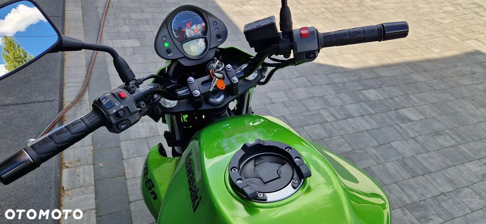 Kawasaki ER - 7