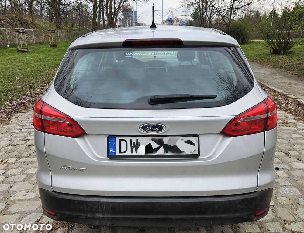 Ford Focus 1.6 SYNC Edition - 6
