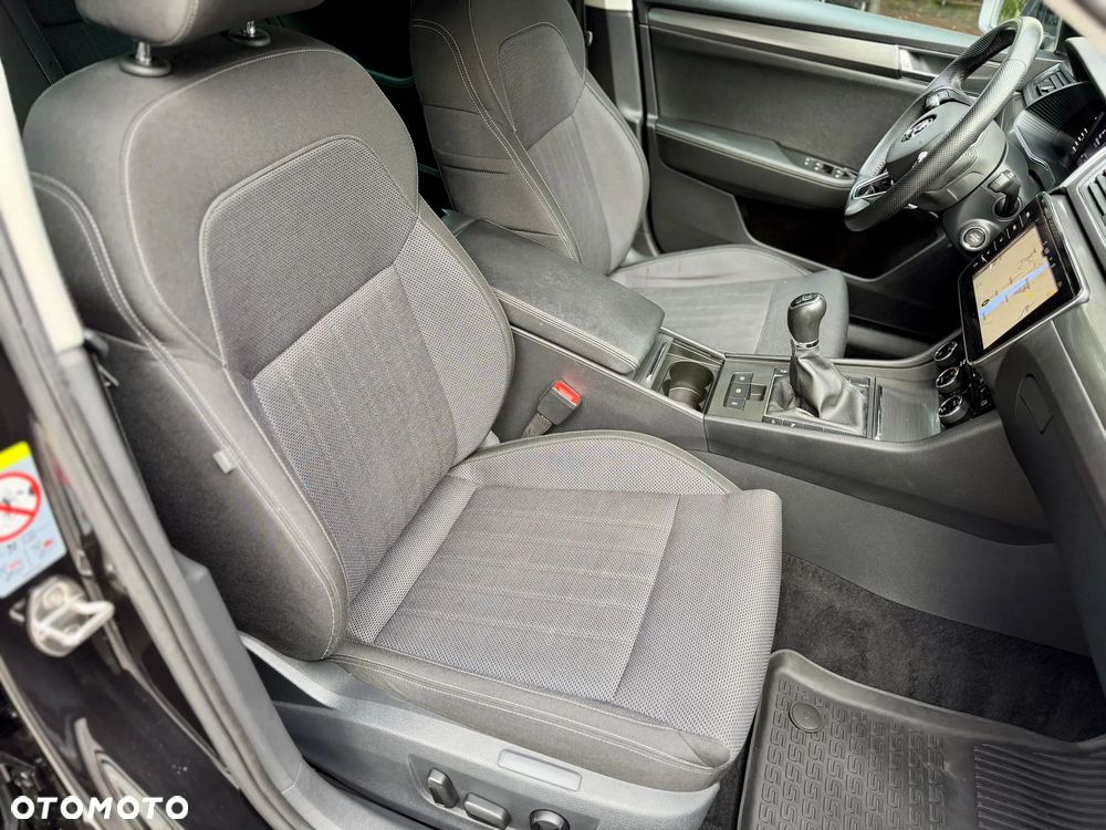 Skoda Superb 2.0 TDI SCR Style - 9