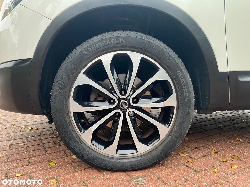 Nissan Qashqai 1.6 360 - 11