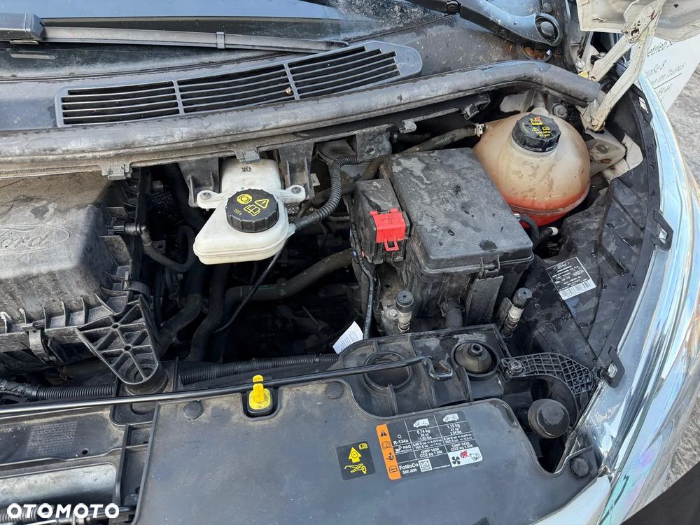 Ford TRANSIT CUSTOM - 13