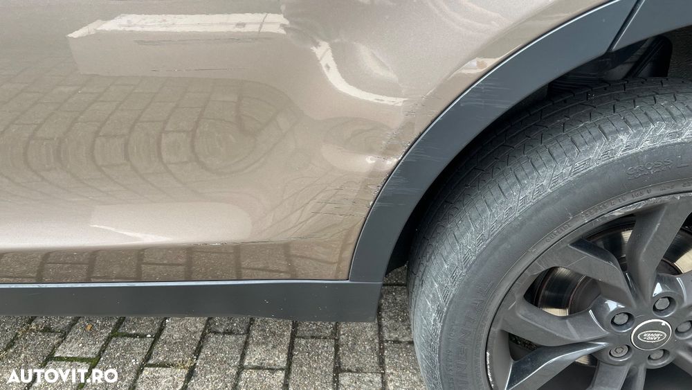 Land Rover Discovery Sport - 6