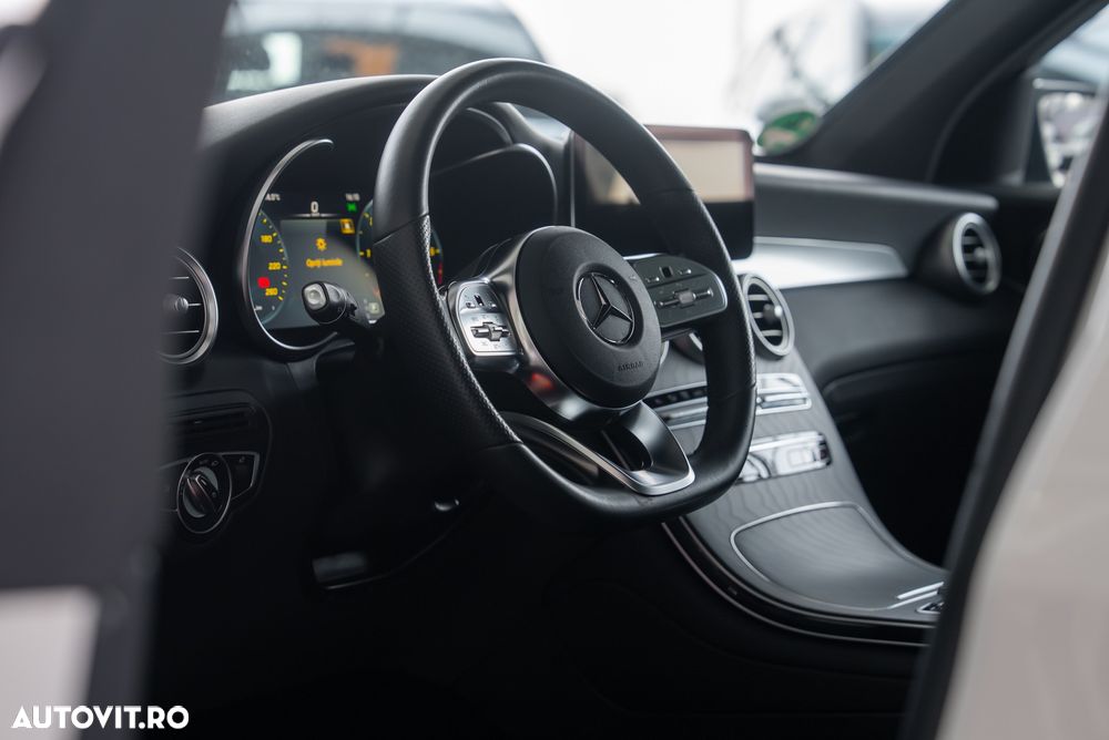 Mercedes-Benz GLC 220 d 4MATIC 9G-TRONIC AMG Line - 18