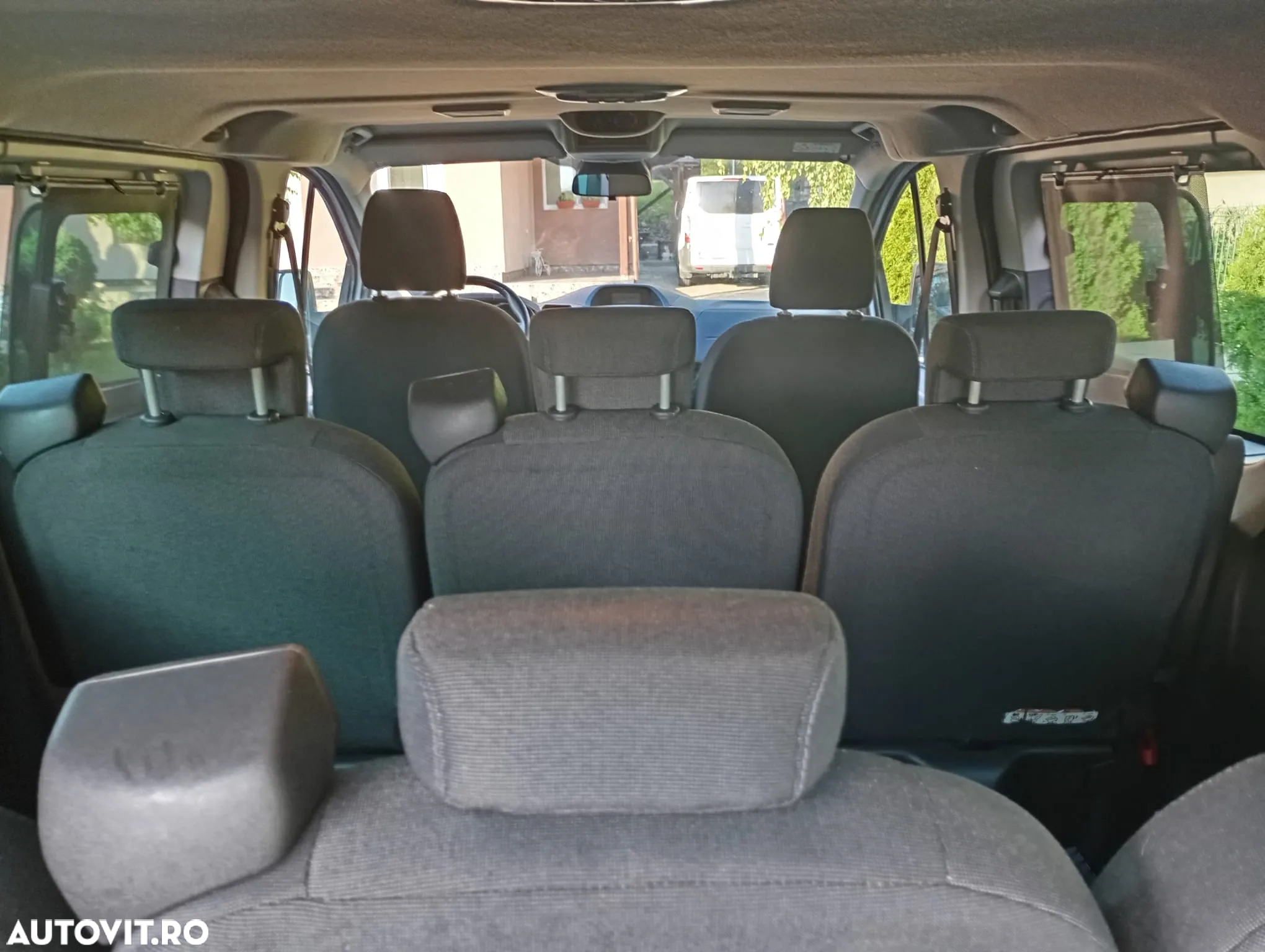 Ford Tourneo Custom Bus 320 2.0 EcoBlue 130 CP L1H1 Trend - 14