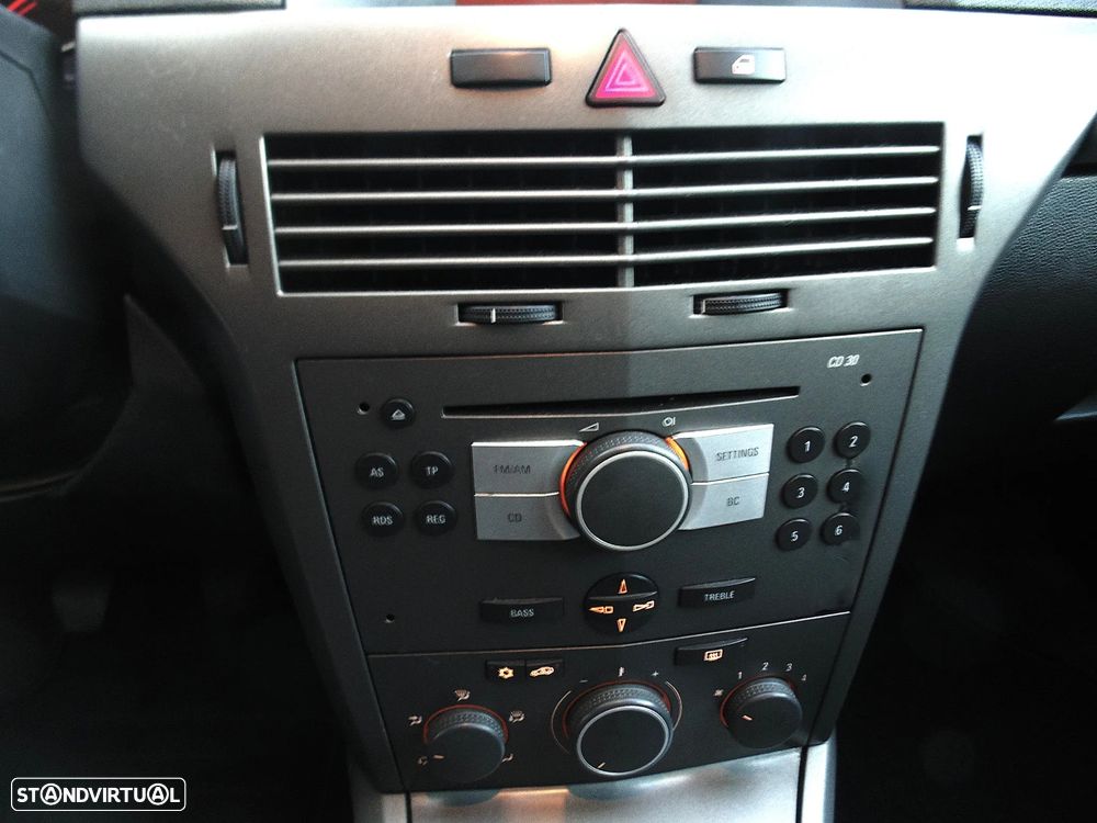 Opel Astra 1.3 CDTI Edition - 34