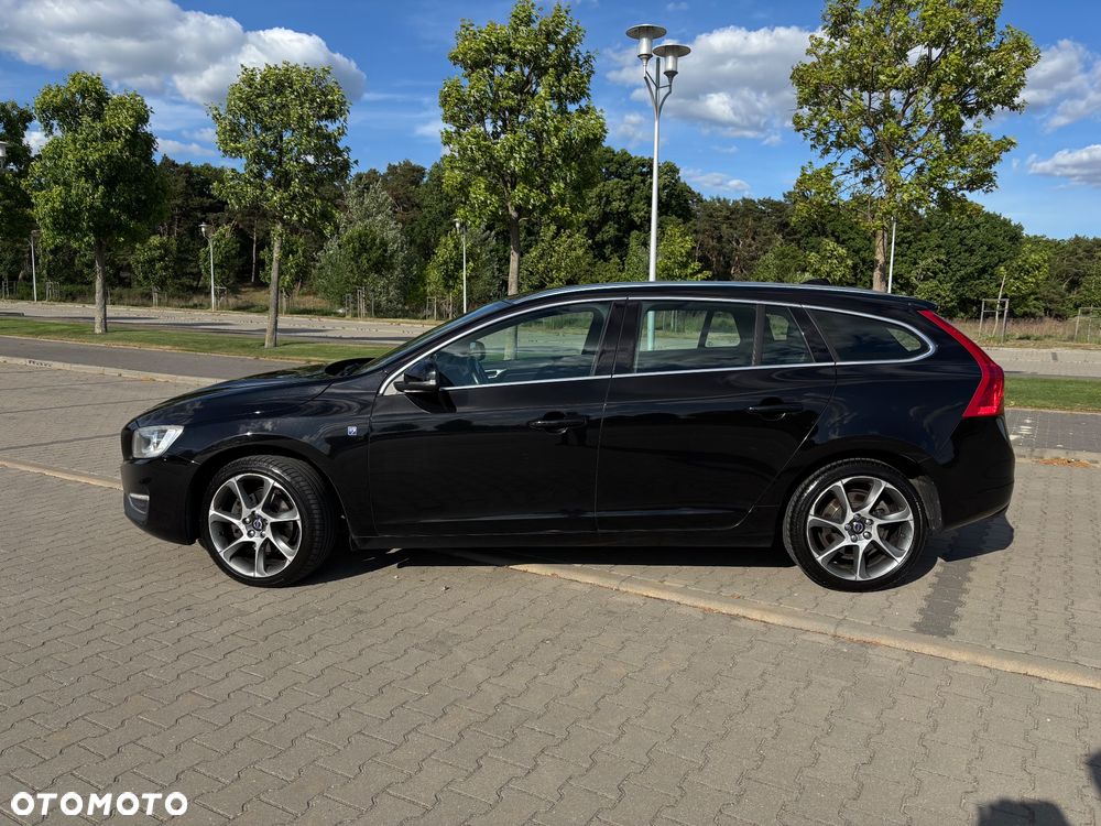Volvo V60 ver-d3-drive--e-ocean-race - 6