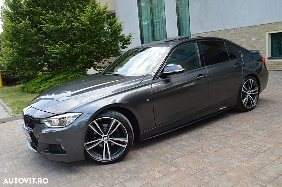 BMW Seria 3 320i Aut. Edition M Sport Shadow - 23