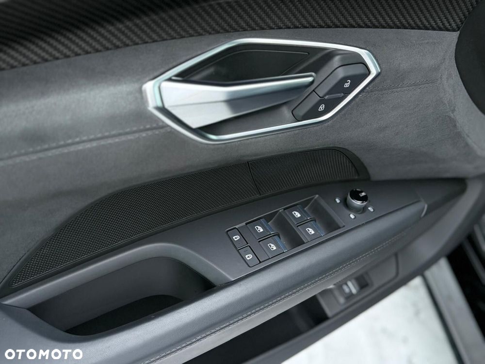 Audi e-tron GT 60 93kWh Quattro - 18