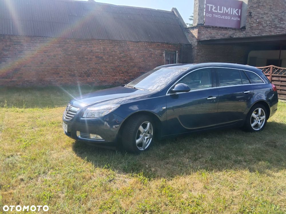 Opel Insignia - 1
