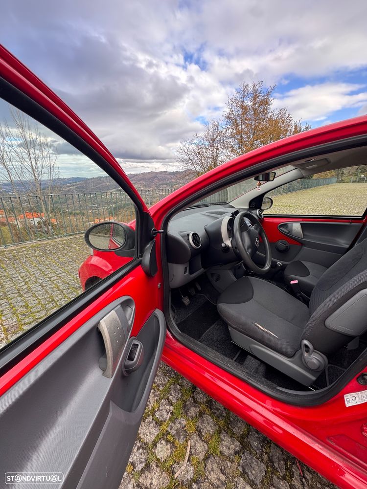 Toyota Aygo Standard - 5