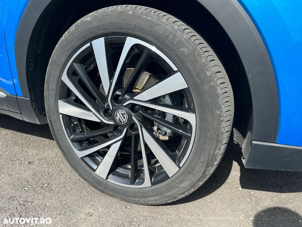 MG ZS HEV 1.5 GSI AT Exclusive - 31