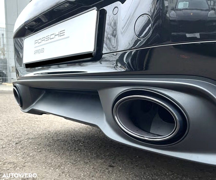 Porsche 911 Carrera 4S PDK - 19