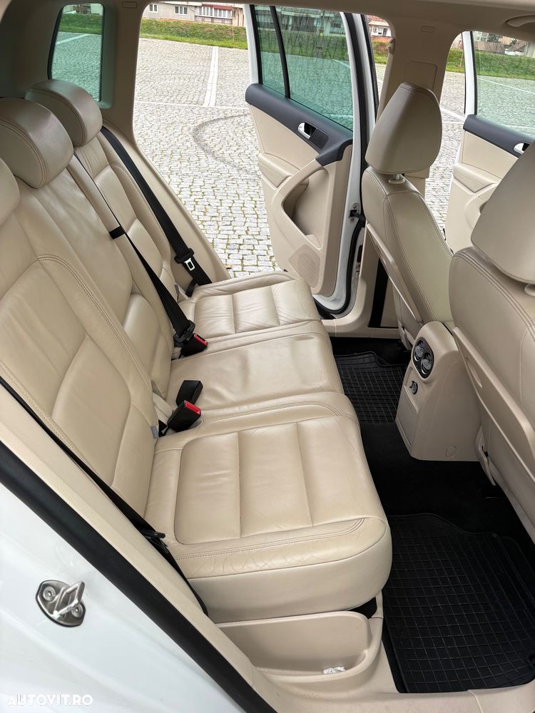 Volkswagen Tiguan - 8