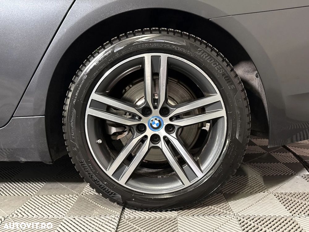 BMW 5 Series 2021 — imagine 13