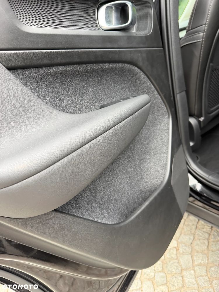 Volvo XC 40 - 15