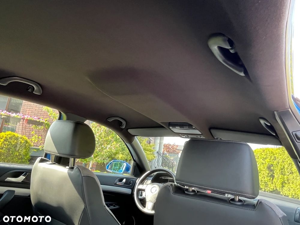 Skoda Octavia 2.0 TDI DPF RS - 17