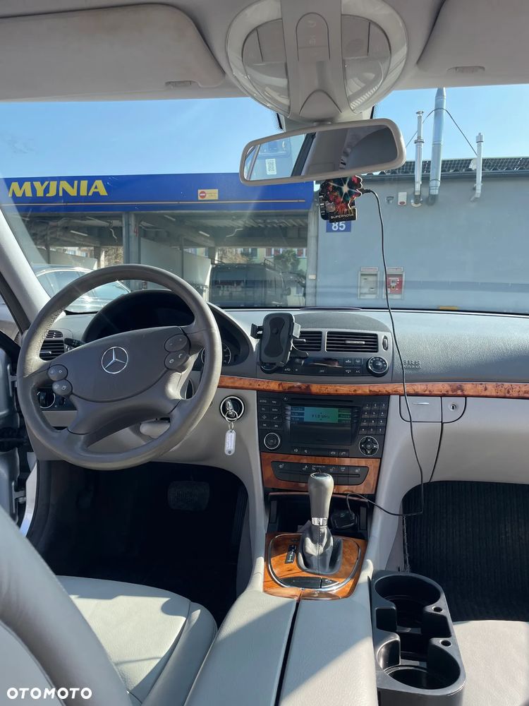 Mercedes-Benz Klasa E 200 Kompressor Automatik Elegance - 7