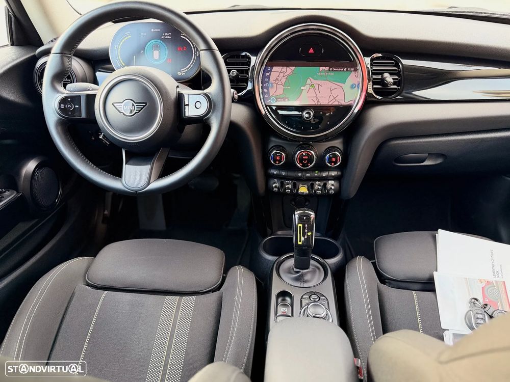 MINI 3 Portas Cooper E Essential - 4