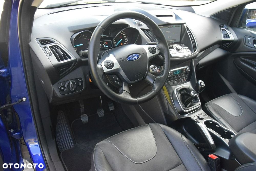 Ford Kuga 2.0 TDCi 2x4 Titanium - 31