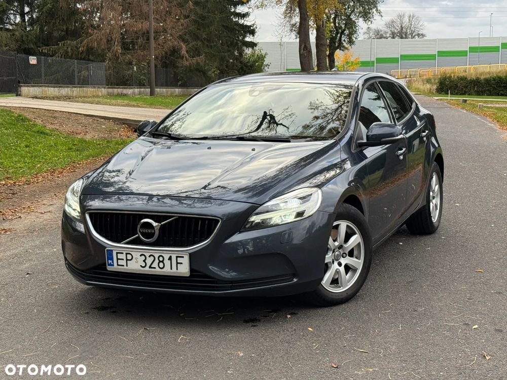 Volvo V40 2017 photo 2