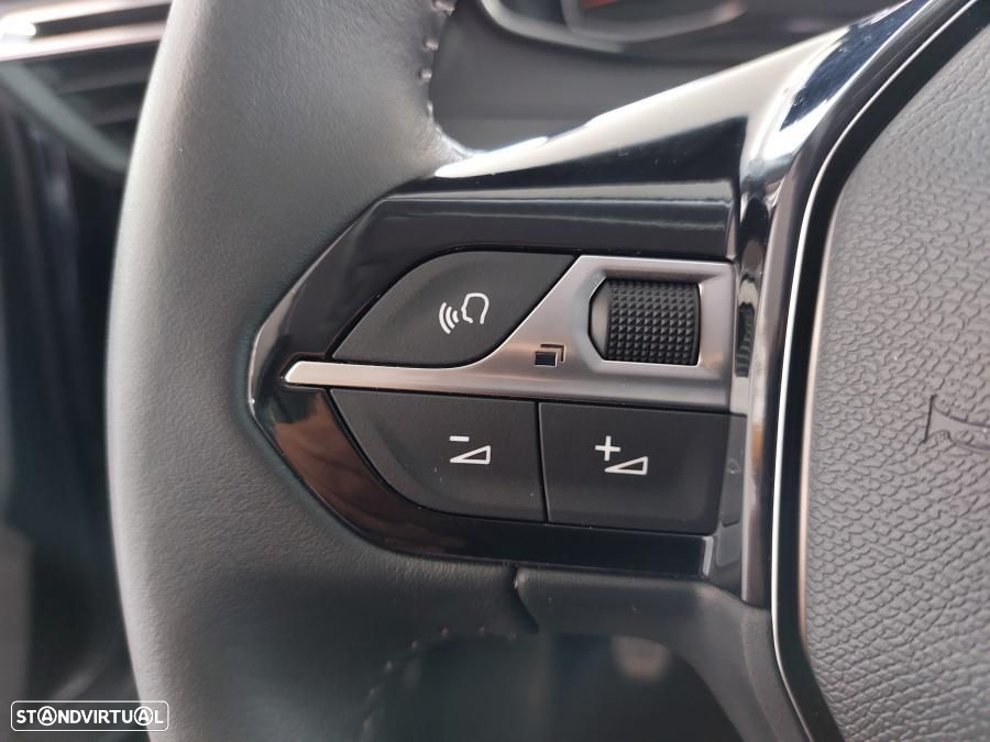 Peugeot 2008 1.5 BlueHDi Active Pack - 19