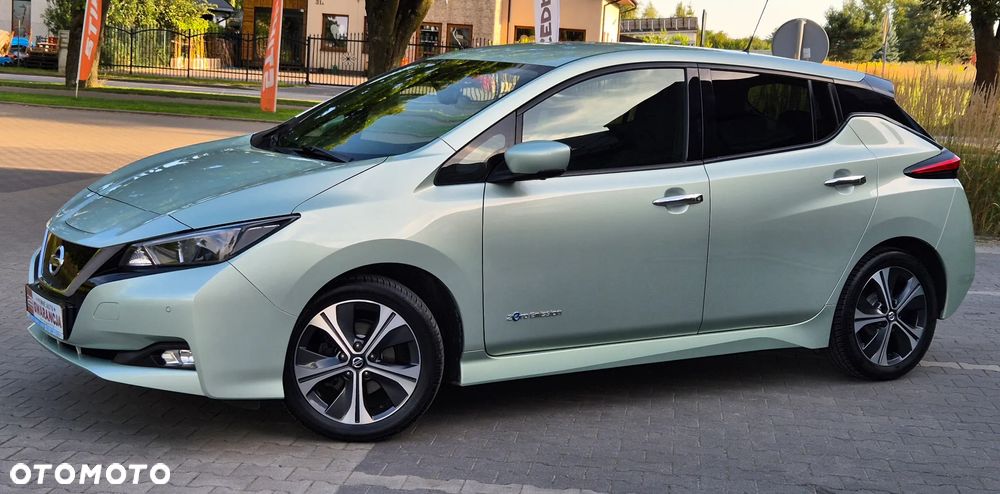 Nissan Leaf 40 kWh 2.ZERO Edition - 33