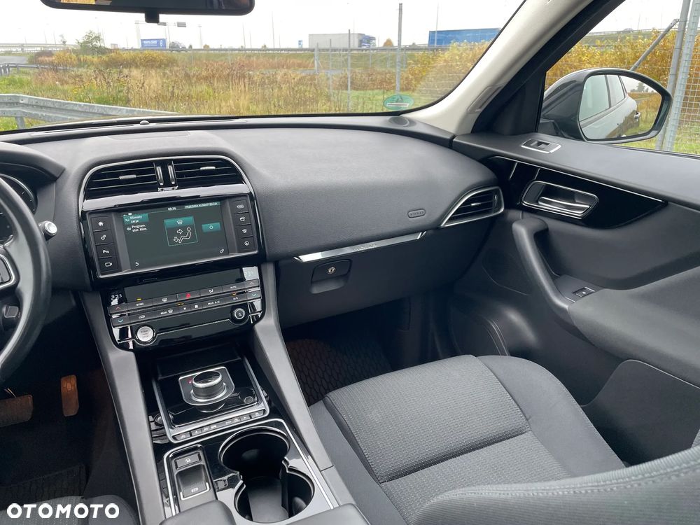 Jaguar F-Pace 20d AWD Prestige - 23